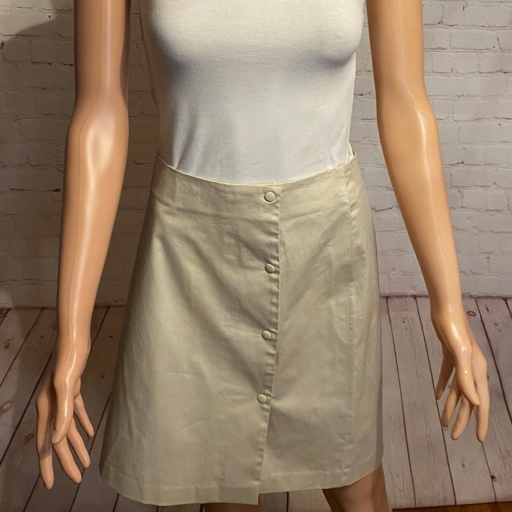 French Connection NWT beige tan business casual skirt size 6